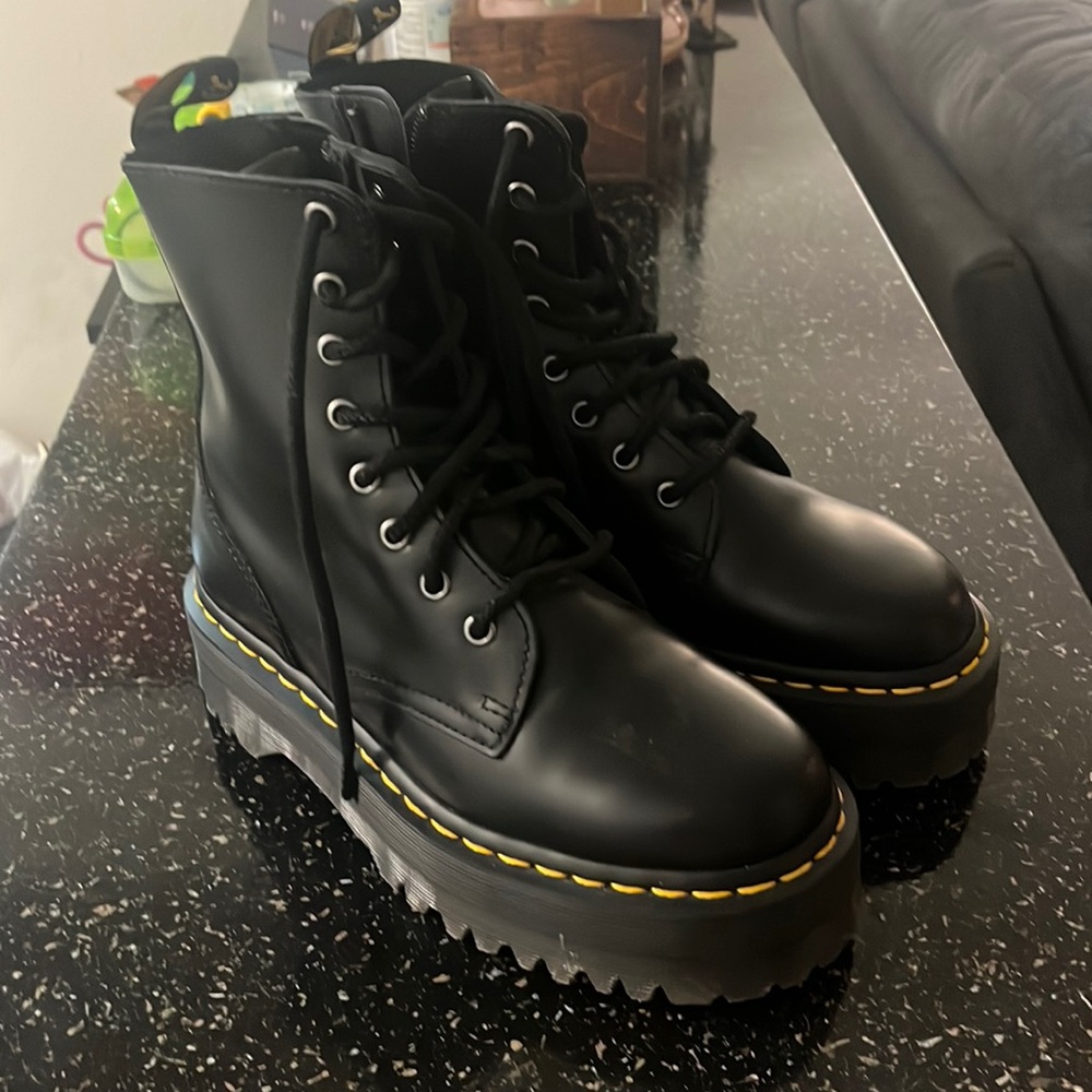 Dr. Marten Boots